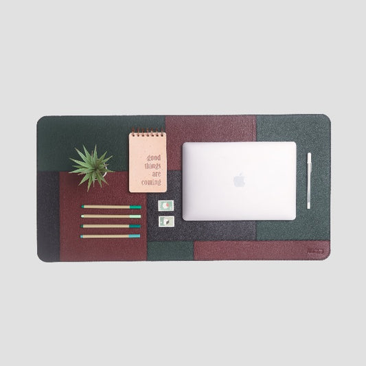 Patch Perfect Desk Mat (multicolour)