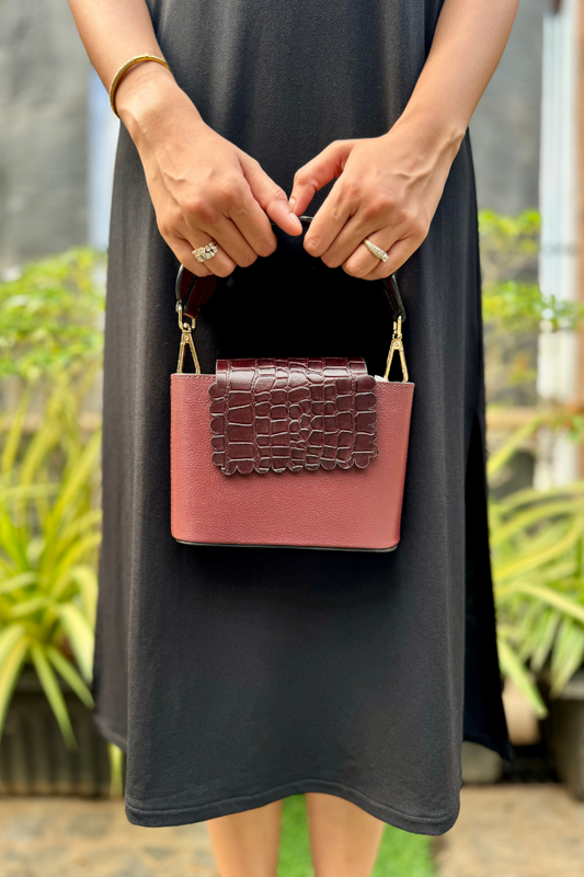 Curvy Bag (Burgundy)